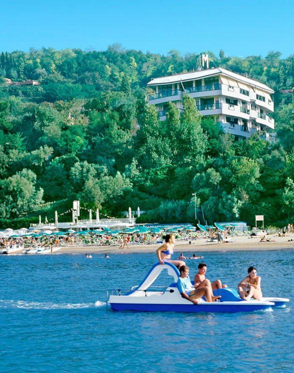 Hotel Majestic Gabicce Mare Ngoại thất bức ảnh