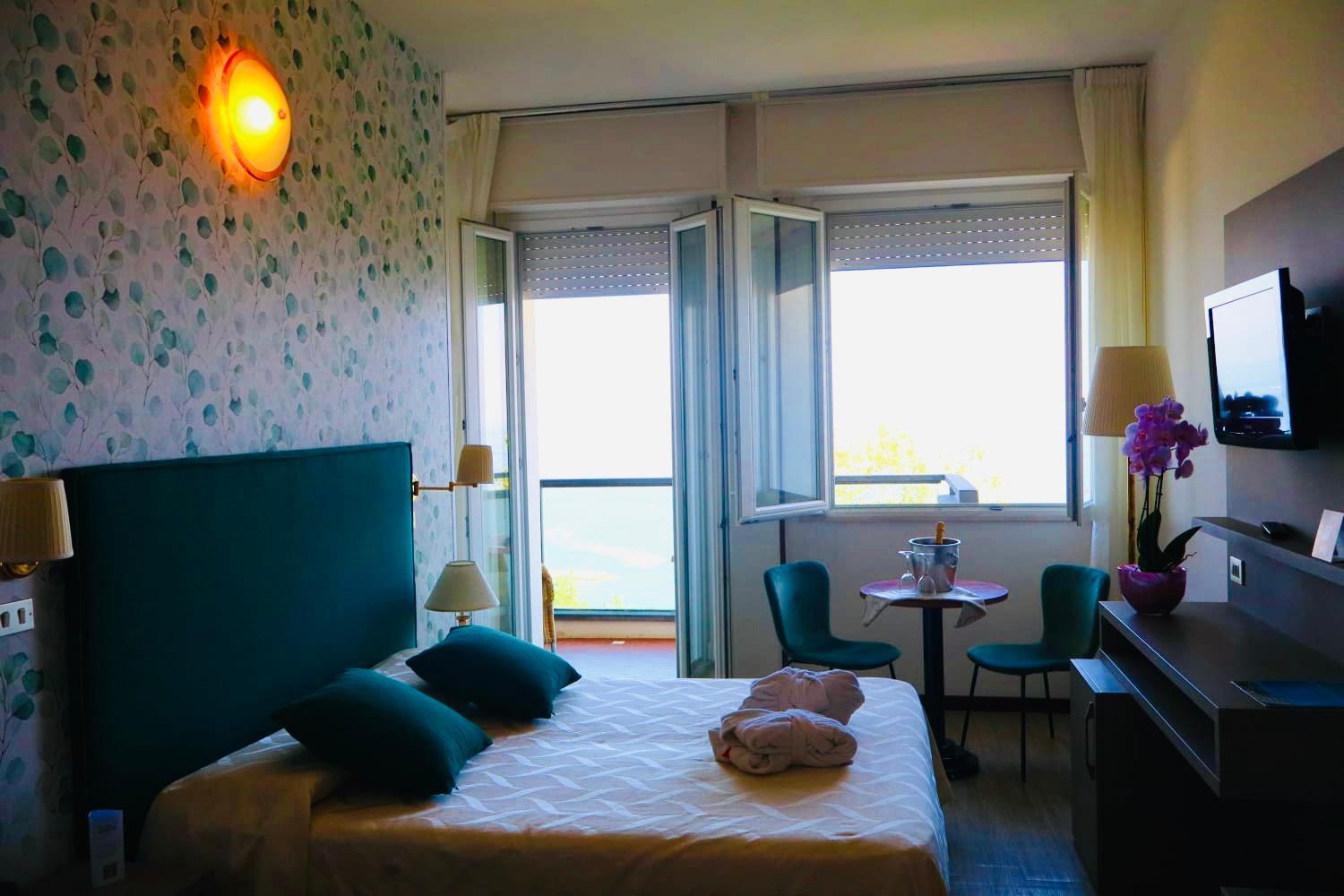 Hotel Majestic Gabicce Mare Ngoại thất bức ảnh