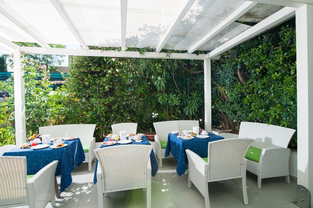 Hotel Majestic Gabicce Mare Ngoại thất bức ảnh