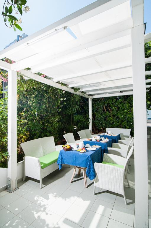 Hotel Majestic Gabicce Mare Ngoại thất bức ảnh