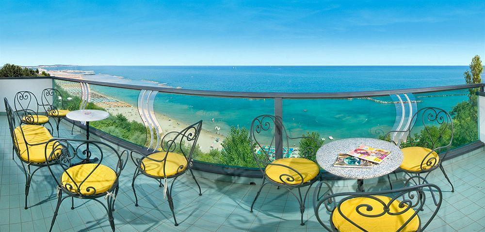 Hotel Majestic Gabicce Mare Ngoại thất bức ảnh